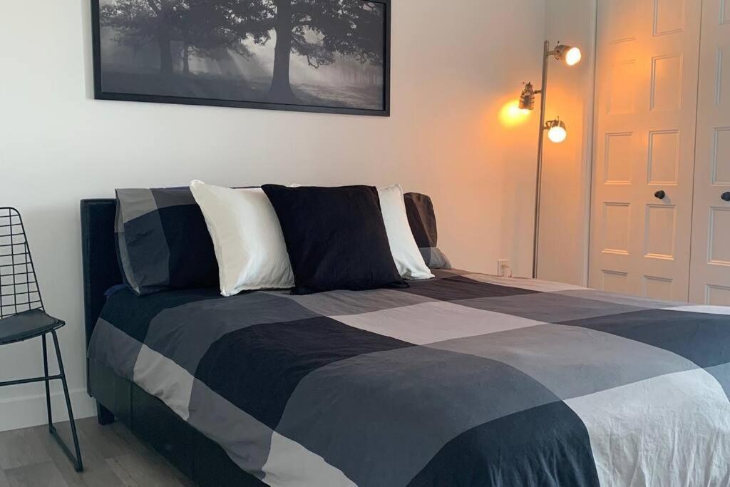 Joli Condo En Basse-Ville - Parking Gratuit 309357 Quebec City Luaran gambar